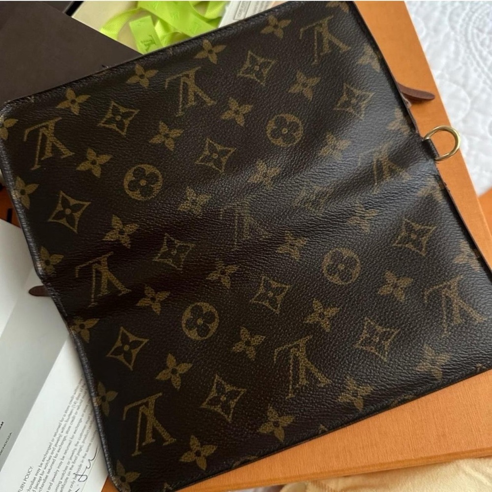 Authentic Louis Vuitton Insolite Monogram Wallet